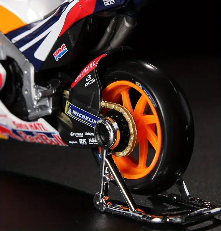 Maisto 1:18 Scale Repsol for HONDA Team Marc Marquez #93 & Pol Espargaro #44